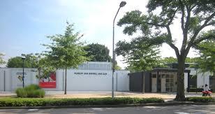 Museum van Bommel van Dam