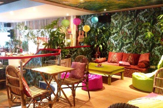 Sunshine lunch & lounge