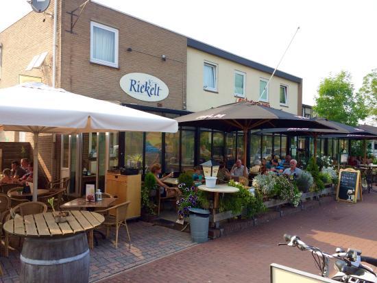 Eetcafe Bed & Breakfast Riekelt