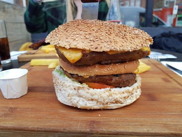 Big Burger On Wheels