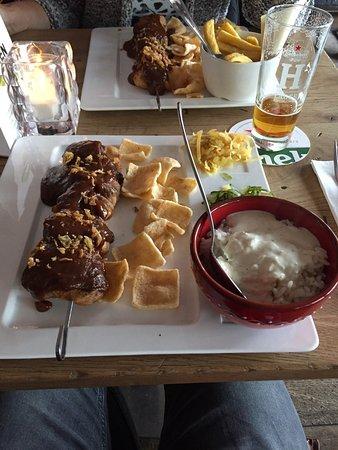 Binnen Eten & Drinken