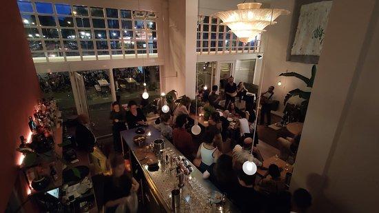 No Man's Art Gallery & de bar