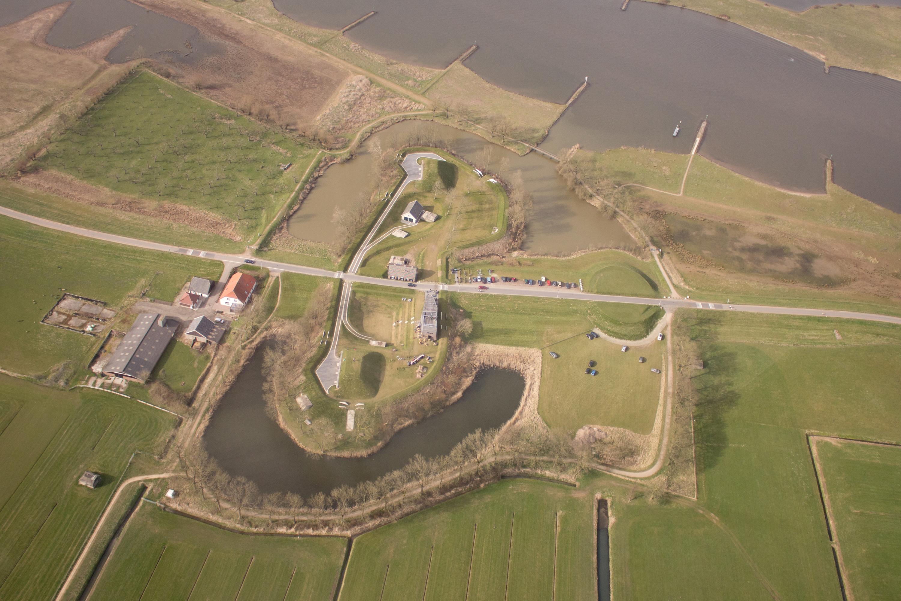 NHW-Verdedigingswerk aan het Spoel