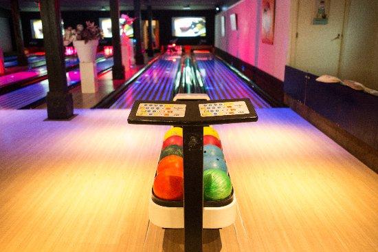 Bowling at the Bowlingboerderij