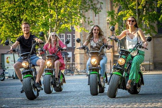 WoW-e e-chopper tours
